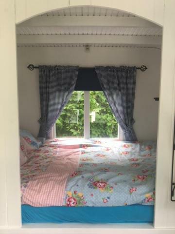 Shepherds Hut Остворне Экстерьер фото